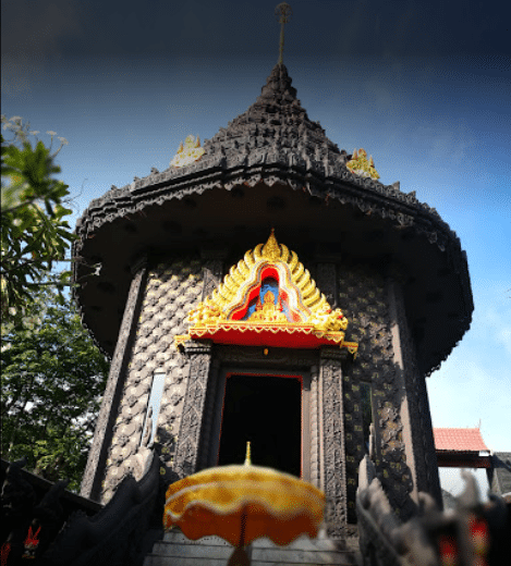 Kamphaeng Yai Temple